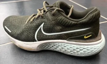 Used Nike ZoomX Invincible Run Flyknit 2 bike