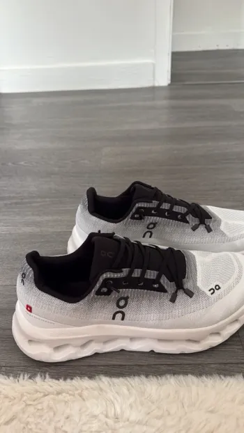 Used On Running Cloud bike — image 3 of 5