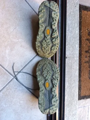 Used Hoka Speedgoat 6 GTX bike — image 9 of 9