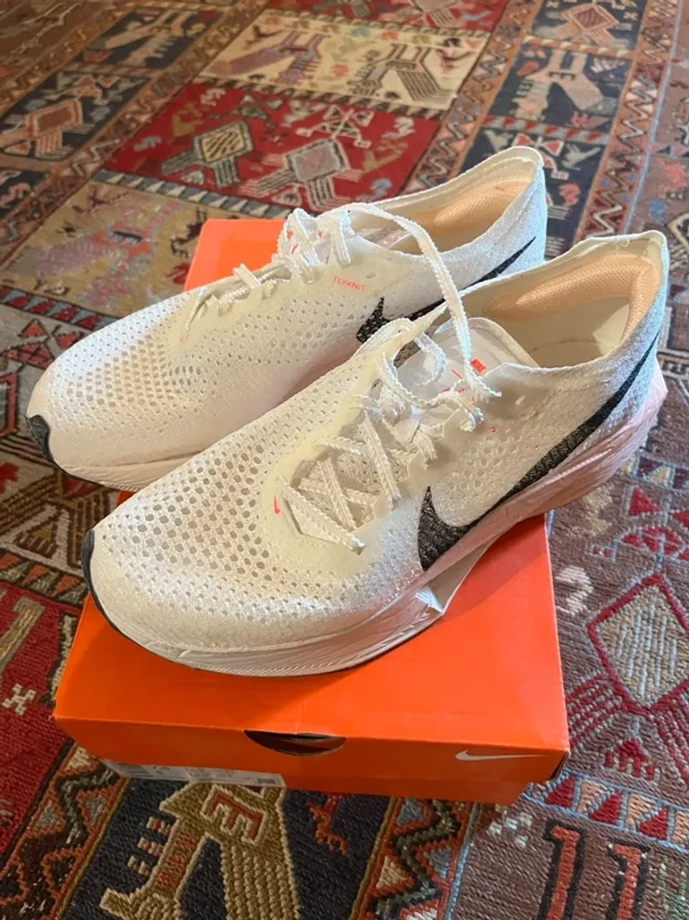Used Nike ZoomX Vaporfly Next% 3 bike — image 1 of 7