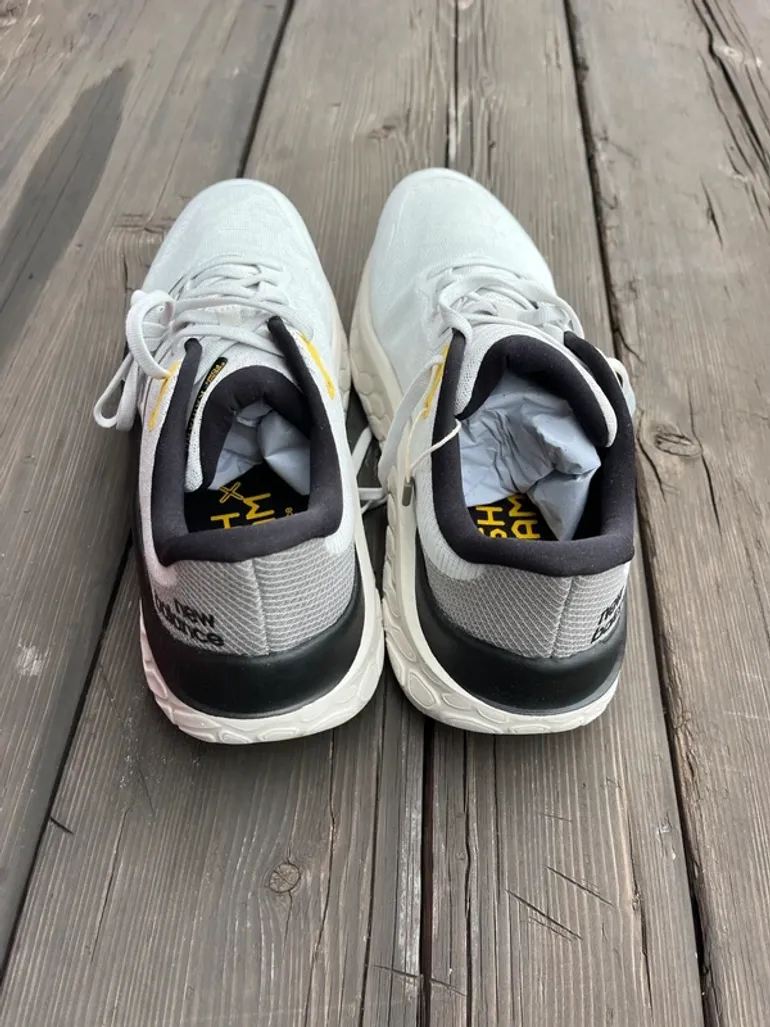 Used New Balance Fresh Foam Kaiha Road bike — image 7 of 7