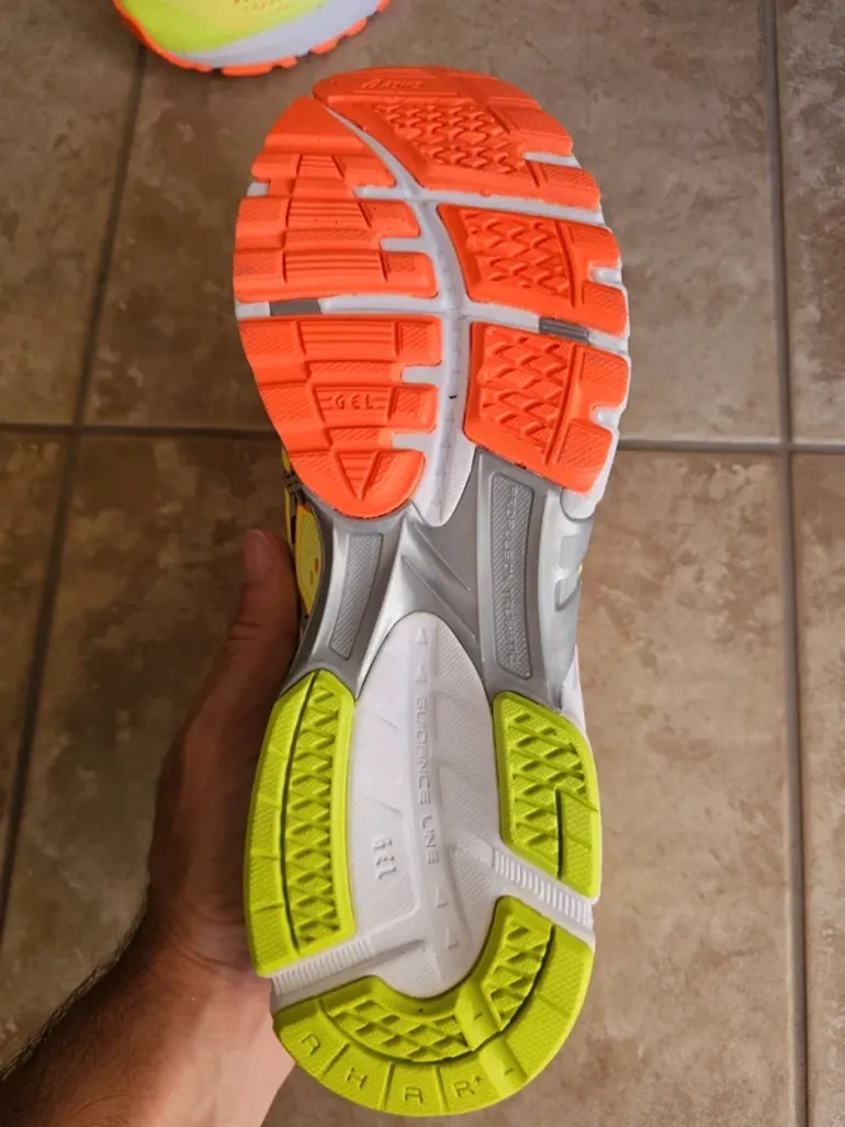 Used Lightweight Scarpe da Corsa Uomo Asics Taglia 43.5 EU bike — image 6 of 8