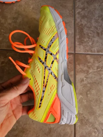 Used Lightweight Scarpe da Corsa Uomo Asics Taglia 43.5 EU bike — image 5 of 8