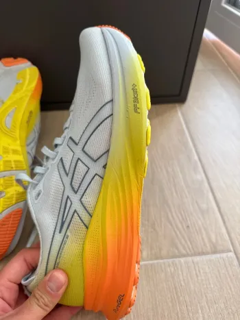 Used Asics Gel-Kayano 32 bike — image 6 of 15
