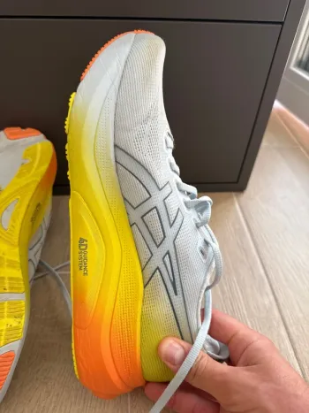 Used Asics Gel-Kayano 32 bike — image 7 of 15