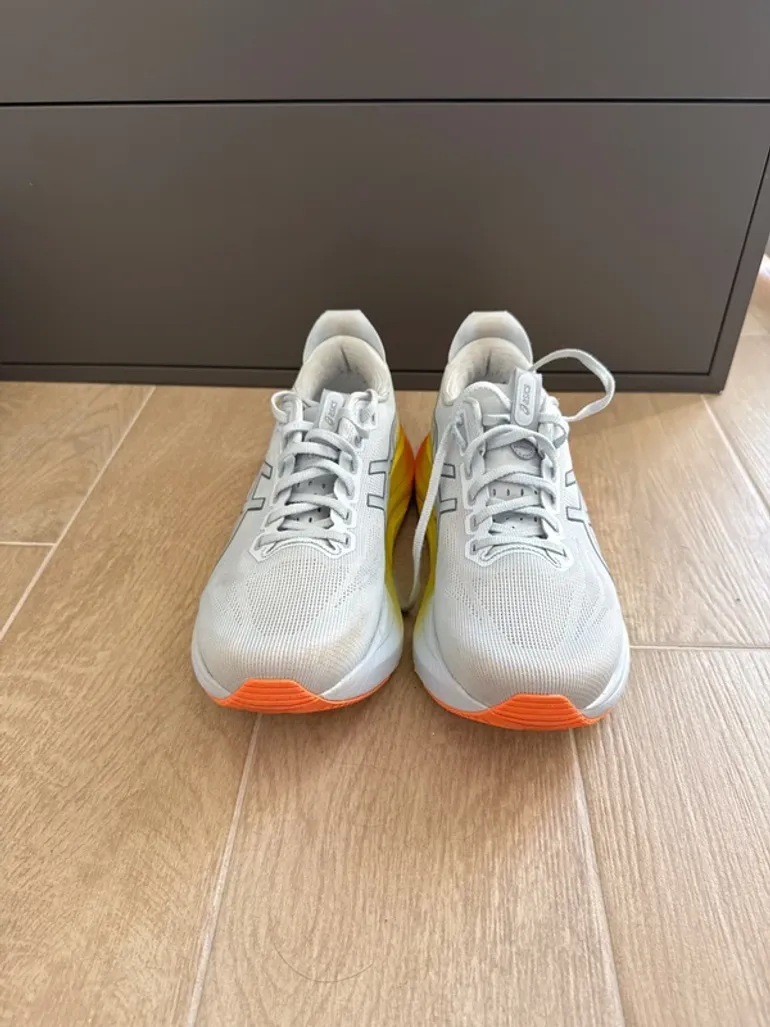 Used Asics Gel-Kayano 32 bike — image 3 of 15