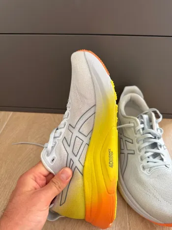 Used Asics Gel-Kayano 32 bike — image 10 of 15