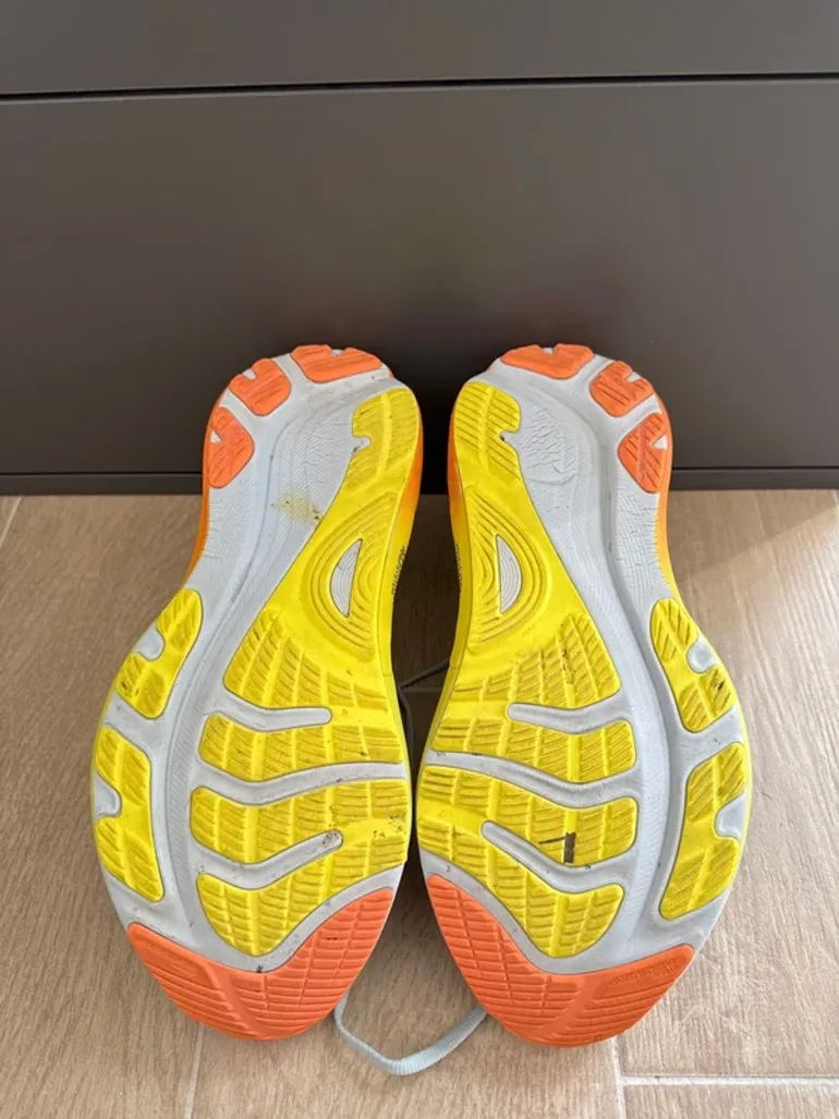 Used Asics Gel-Kayano 32 bike — image 5 of 15