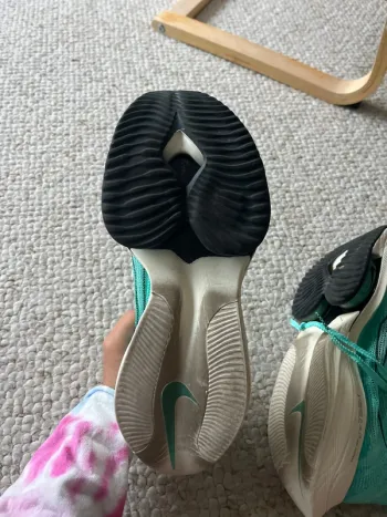 Used Nike Air Zoom Alphafly Next% bike — image 10 of 13