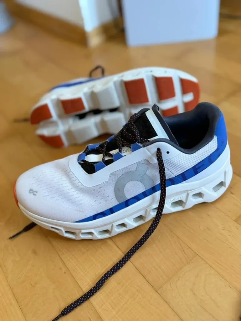 Used Premium Cloudmonster bike — image 2 of 7
