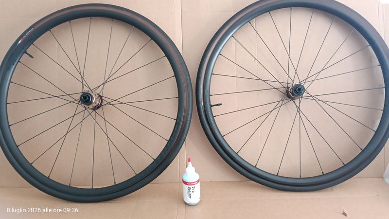 Gebrauchtes Bontrager Paradigm SL Centerlock Disc 24H 700c Road Wheel 2026 Wheels