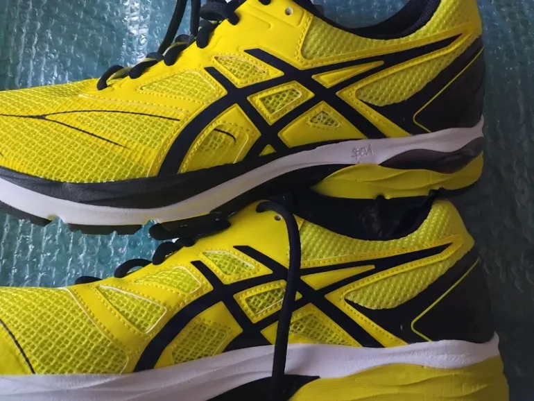 Used Asics Pulse 8 Gel bike — image 5 of 8