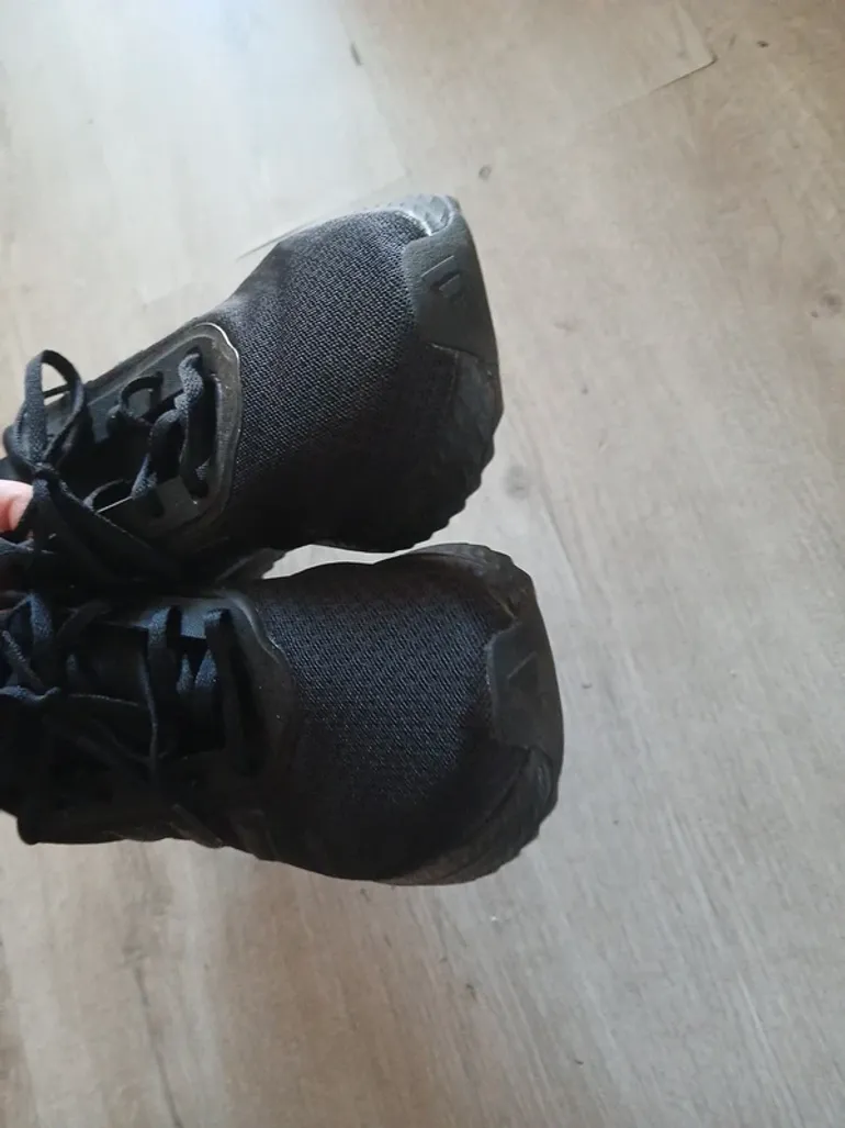Used Adidas Cloudfoam Comfort bike — image 4 of 8