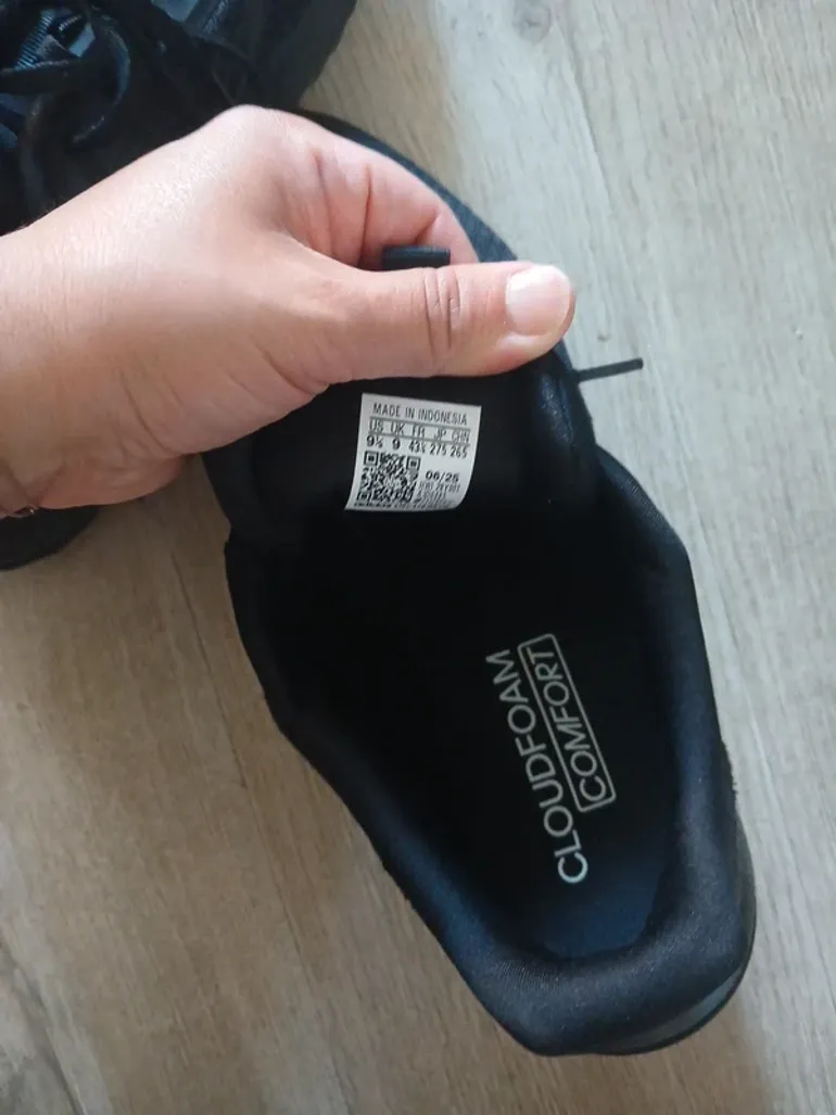 Used Adidas Cloudfoam Comfort bike — image 7 of 8