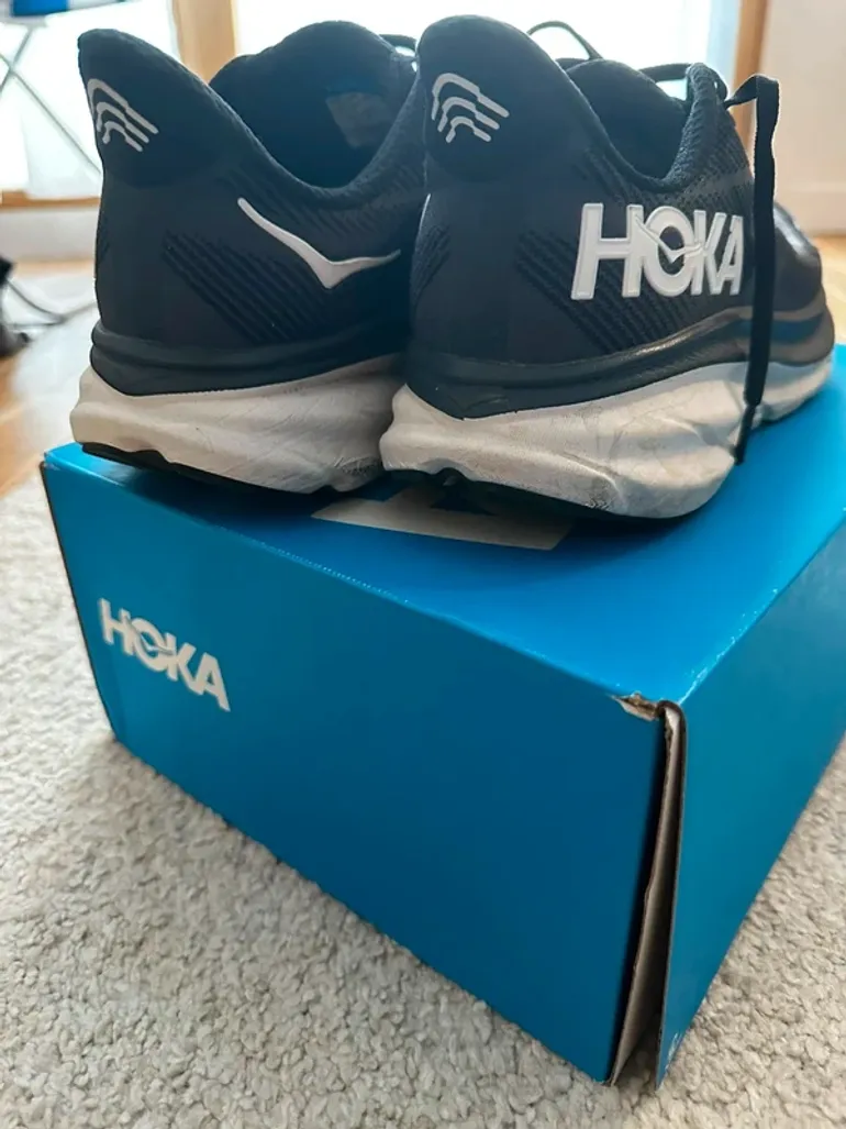 Used Hoka Clifton 9 bike — image 2 of 6