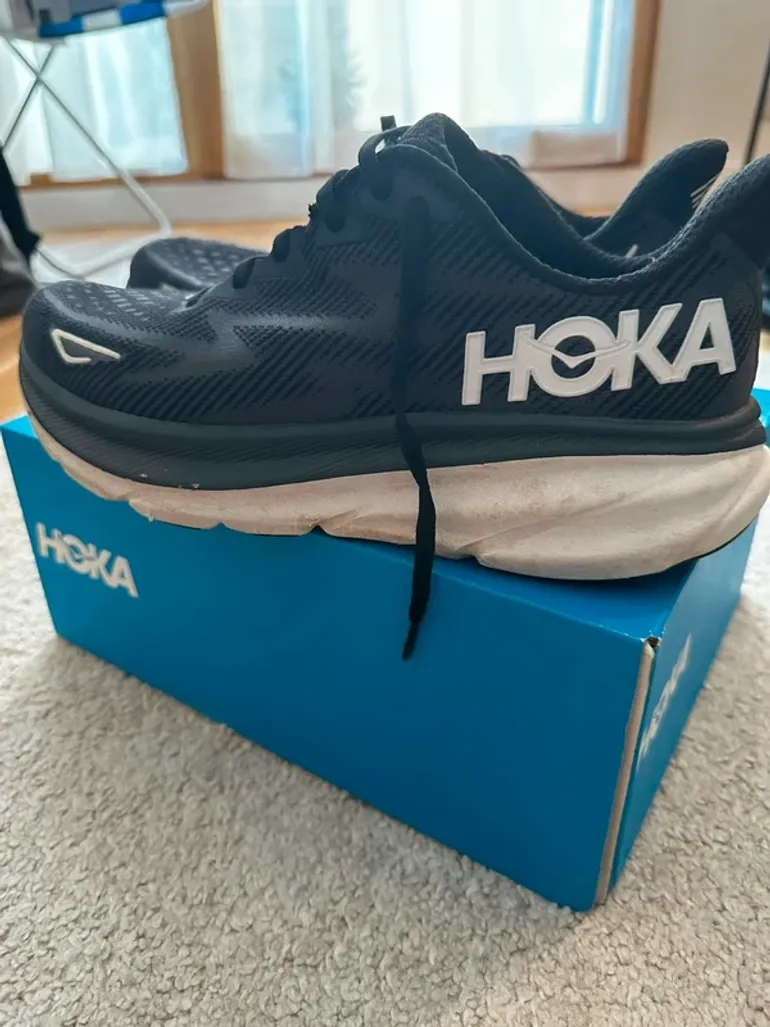 Used Hoka Clifton 9 bike — image 3 of 6