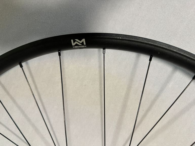 Used Newmen Beskar 30 Base/Strong 29" Wheelset SRAM XD 6-Bolt E-MTB bike — image 12 of 20