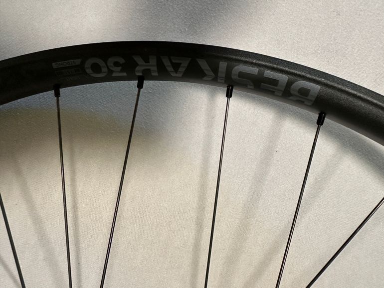 Used Newmen Beskar 30 Base/Strong 29" Wheelset SRAM XD 6-Bolt E-MTB bike — image 16 of 20