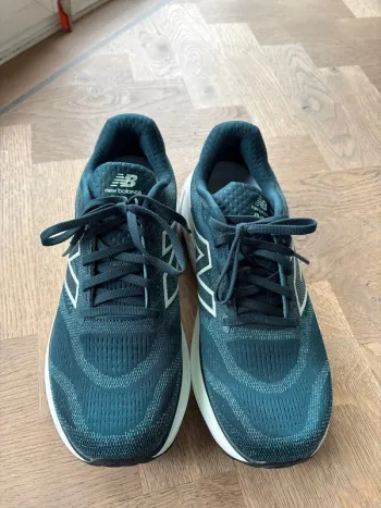 Used New Balance 880 bike — image 2 of 10
