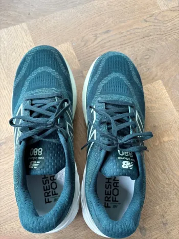 Used New Balance 880 bike — image 6 of 10