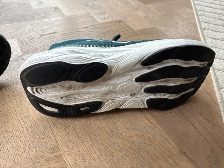 Used New Balance 880 bike — image 9 of 10