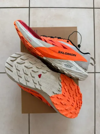 Used Salomon Trailrunning Shoes bike — image 3 of 4