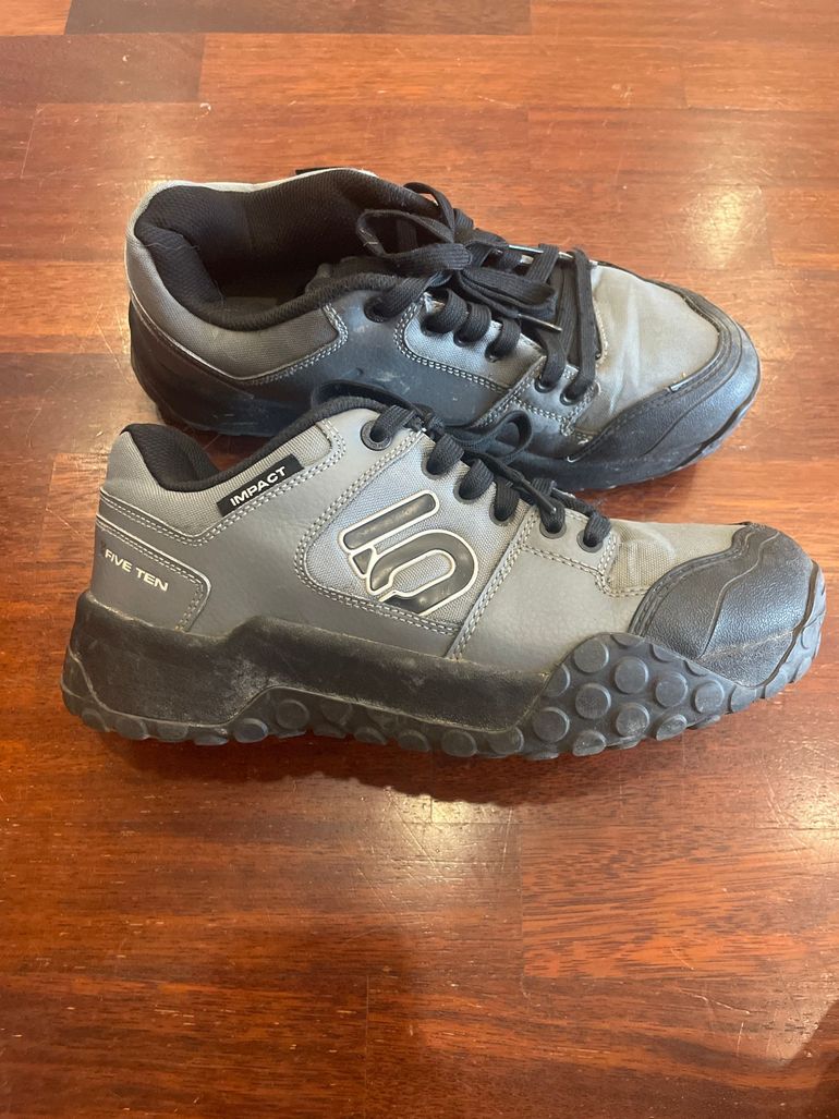 Used Five Ten Scarpe da Enduro pedale flat bike — image 2 of 3