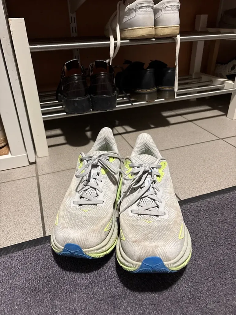 Used Hoka Laufschuhe bike — image 2 of 4