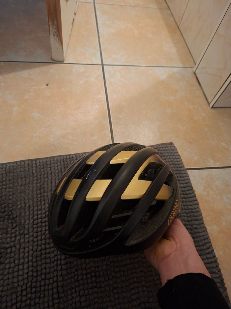 Tweedehands ABUS AirBreaker 1.0 2024 bike — afbeelding 2 van 5