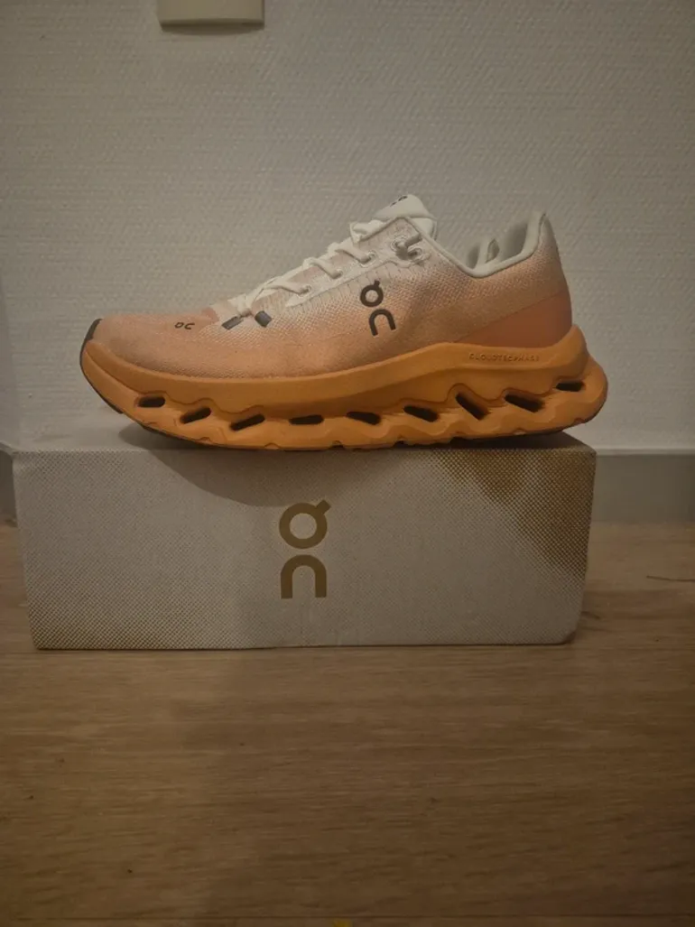 Used Rose On Shoes bike — image 2 of 4