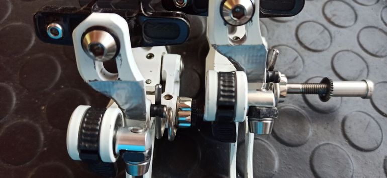 Used Trp R970EQ Magnesium bike — image 10 of 14