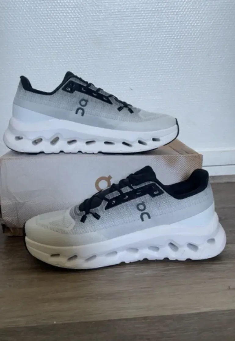 Used On Running Scarpe da ginnastica taglia 42 bike — image 2 of 5