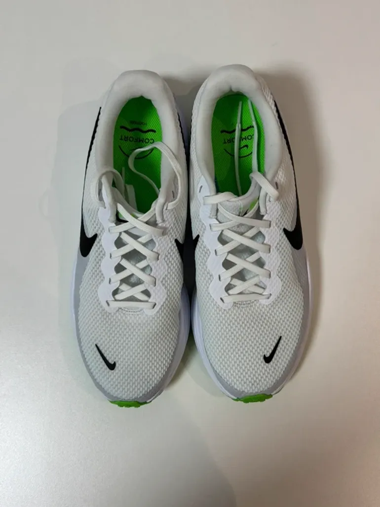 Used Nike Revolution bike — image 3 of 5
