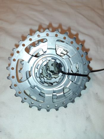 Used Shimano 105 Cassette 10v 12-27 bike — image 3 of 3