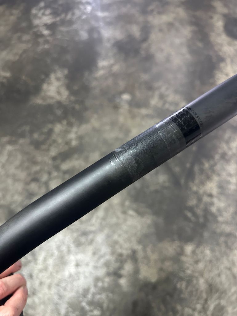 Used Lapierre Carbon Cockpit 100mm/39cm 2025 bike — image 3 of 5