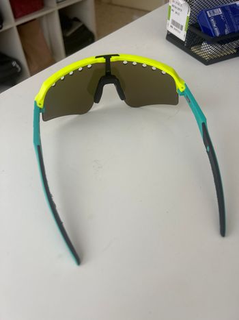 Used Oakley Sutro™ TI Sweep bike — image 4 of 5