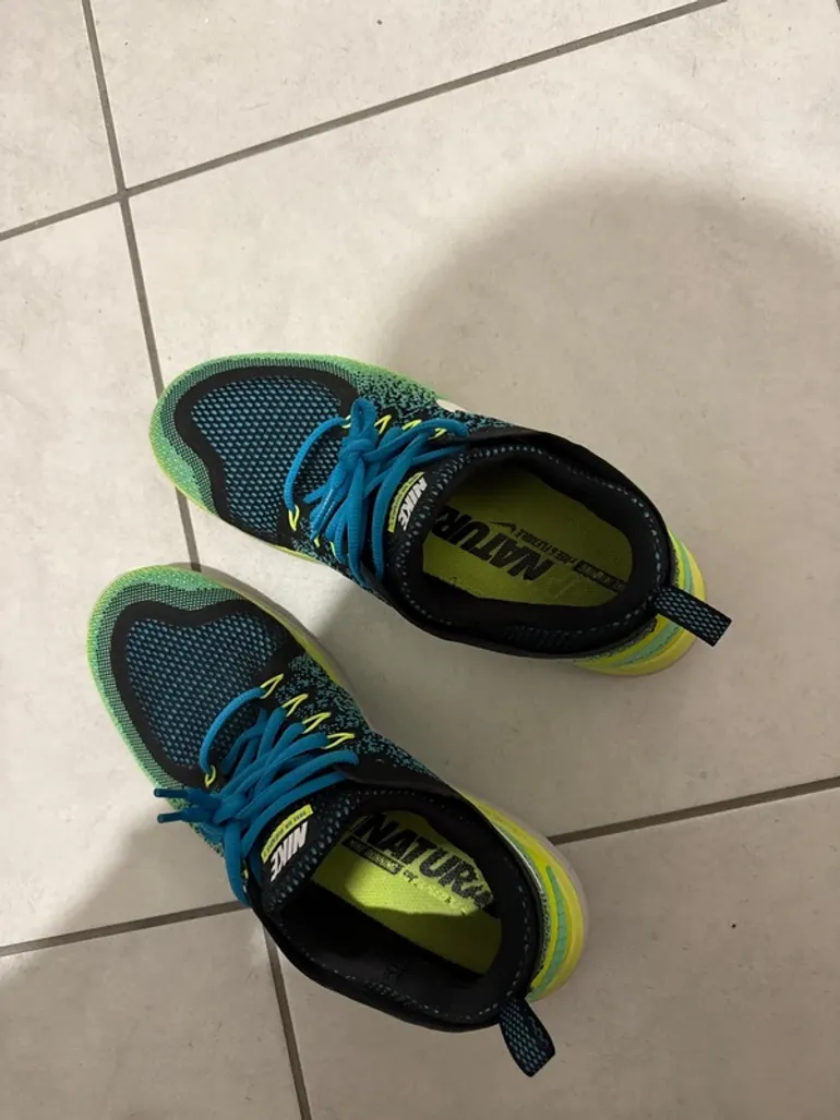Used Nike Free Run Distance 2 bike — image 6 of 7