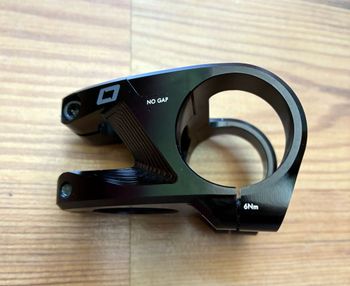 Used OnOff S9 Carbon 0-R Handlebar 2026 bike — image 5 of 5