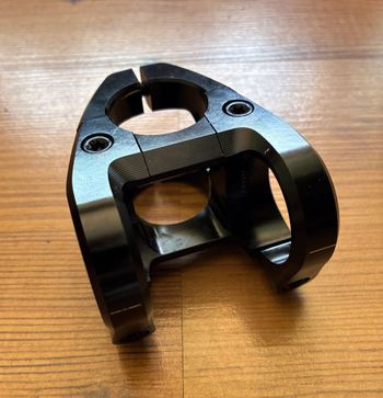 Used OnOff S9 Carbon 0-R Handlebar 2026 bike — image 4 of 5