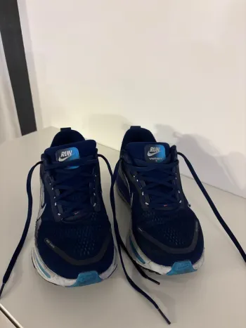 Used Nike ZoomX bike — image 2 of 4