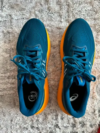 Used Asics GT2000 14 bike — image 5 of 7