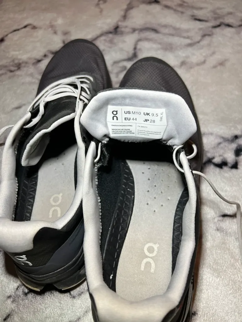 Used On Running Waterproof Trailrunning bike — image 3 of 4