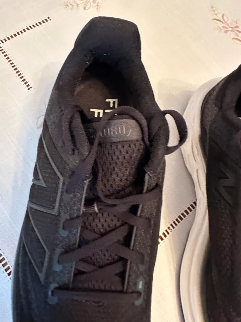 Used New Balance Fresh Foam bike — image 2 of 9