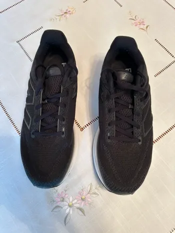Used New Balance Fresh Foam bike — image 4 of 9