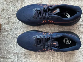 Used Asics GT-2000 14 bike — image 4 of 7