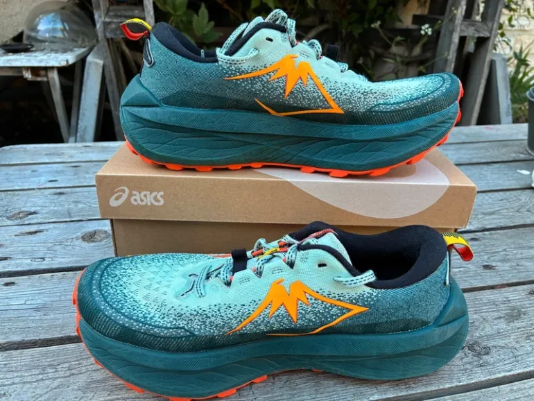 Used Asics Trabuco Max 4 bike — image 7 of 8