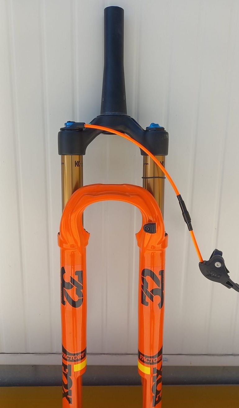 Used Fox 32 Float SC 29" Factory Fit4 Tapered 100mm 2P Remote Boost bike — image 1 of 15