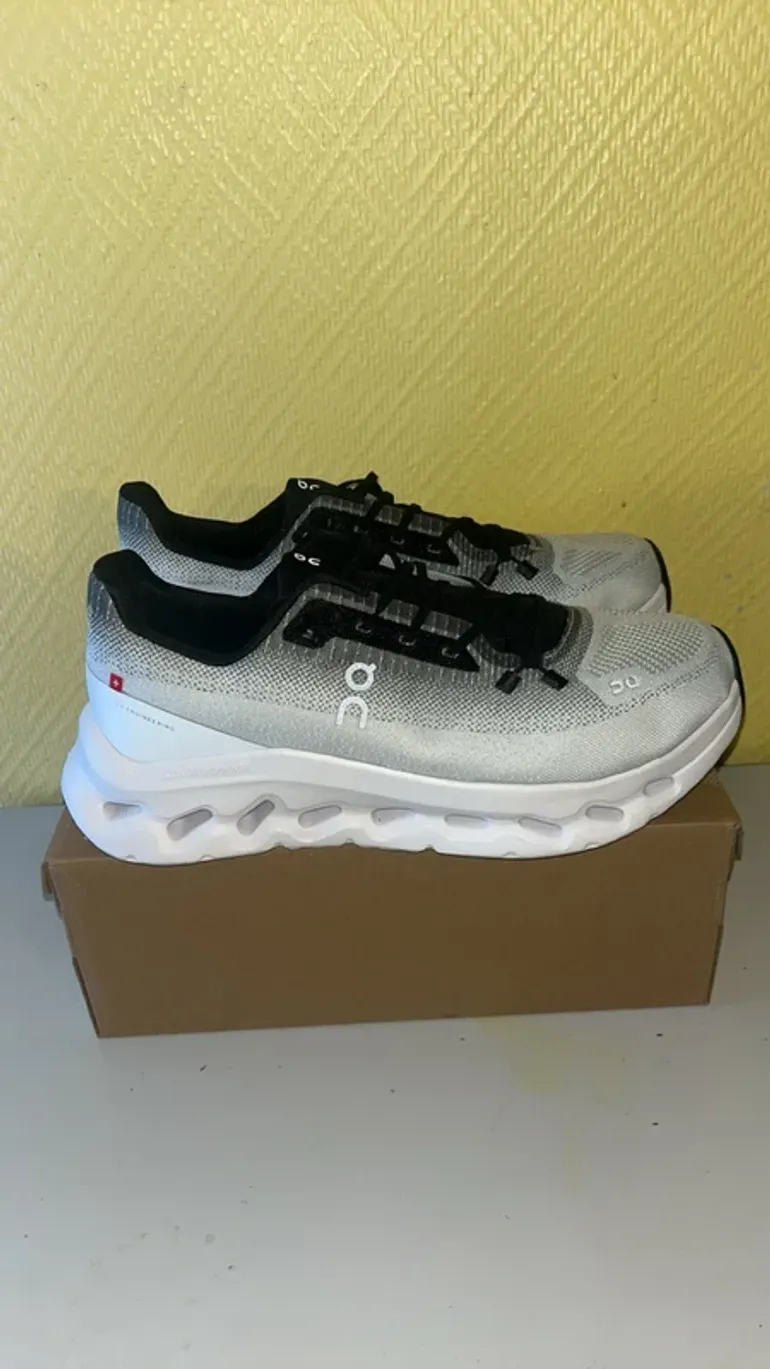 Used On Running Cloud bike — image 3 of 5