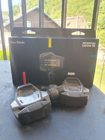 Used Look Keo Blade Pedals 2025 bike — image 4 of 4
