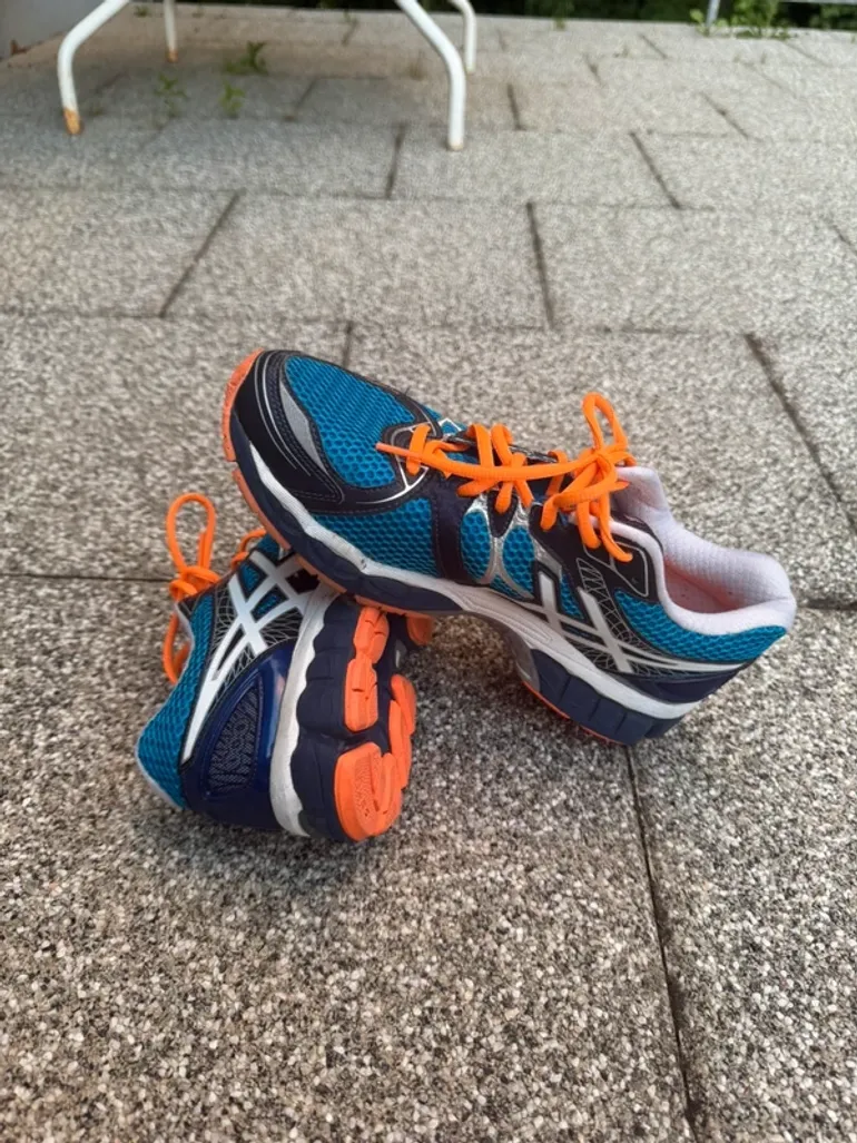 Used Orange Nimbus 16 bike — image 1 of 5